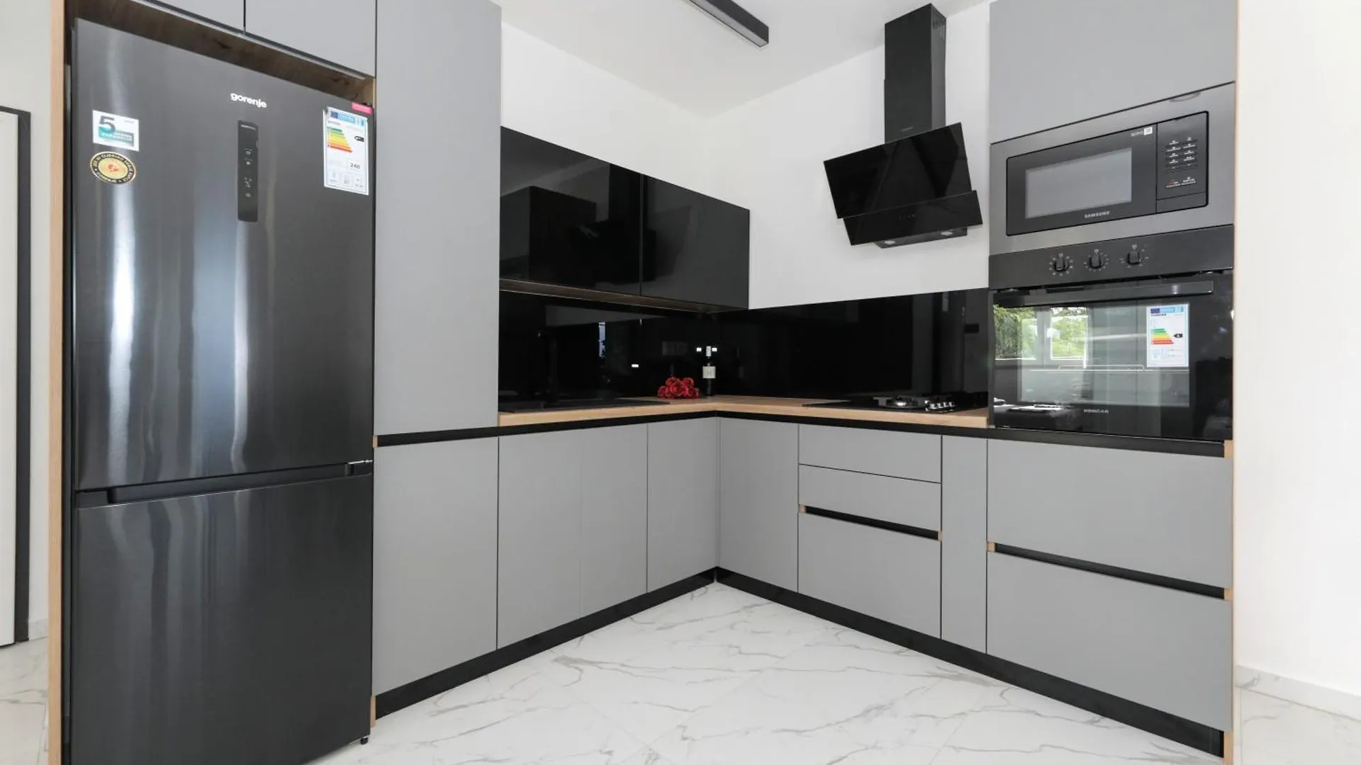 Mirjam Apartman Kastela Apartment