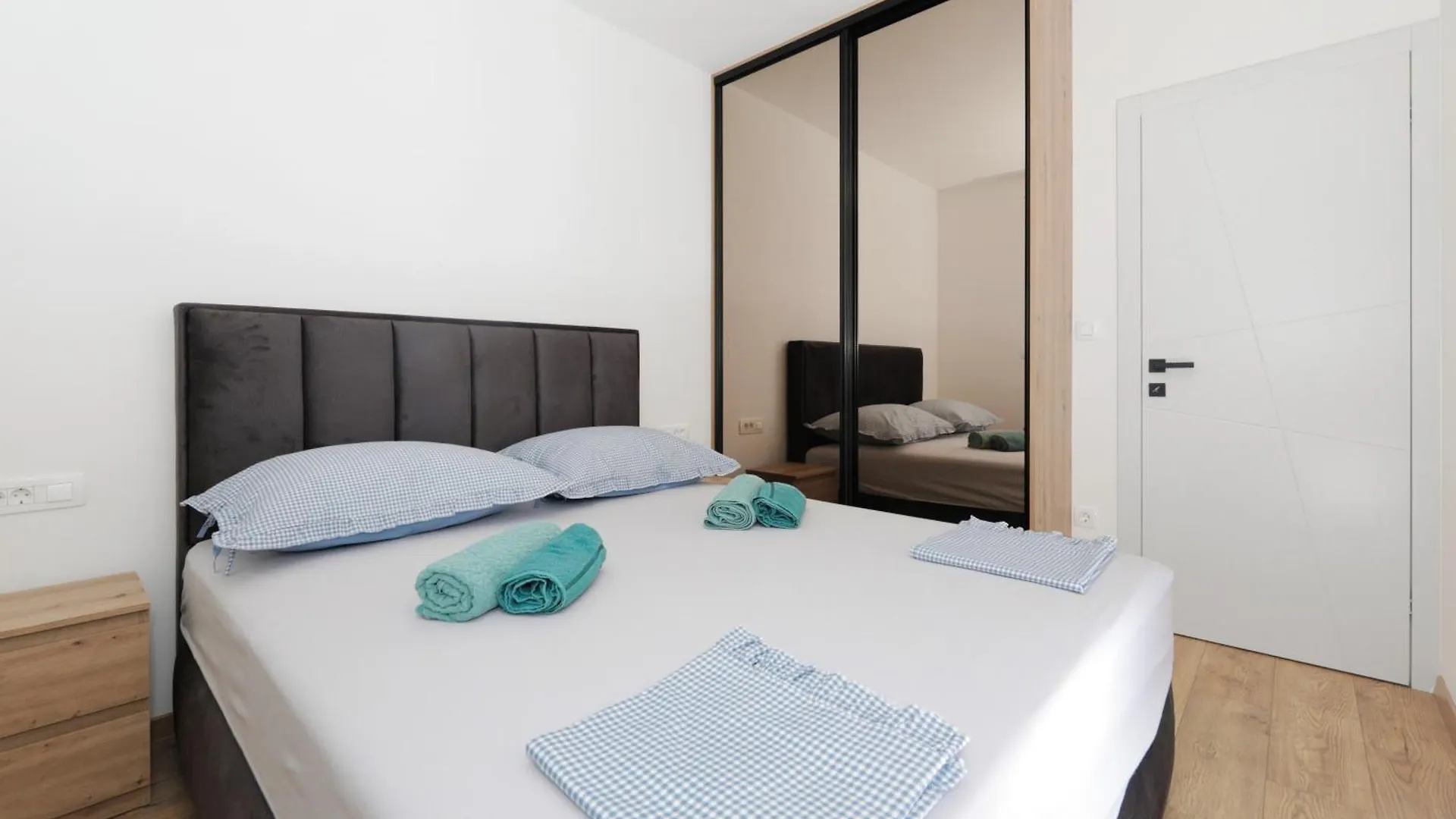 Apartment Mirjam Apartman Kastela