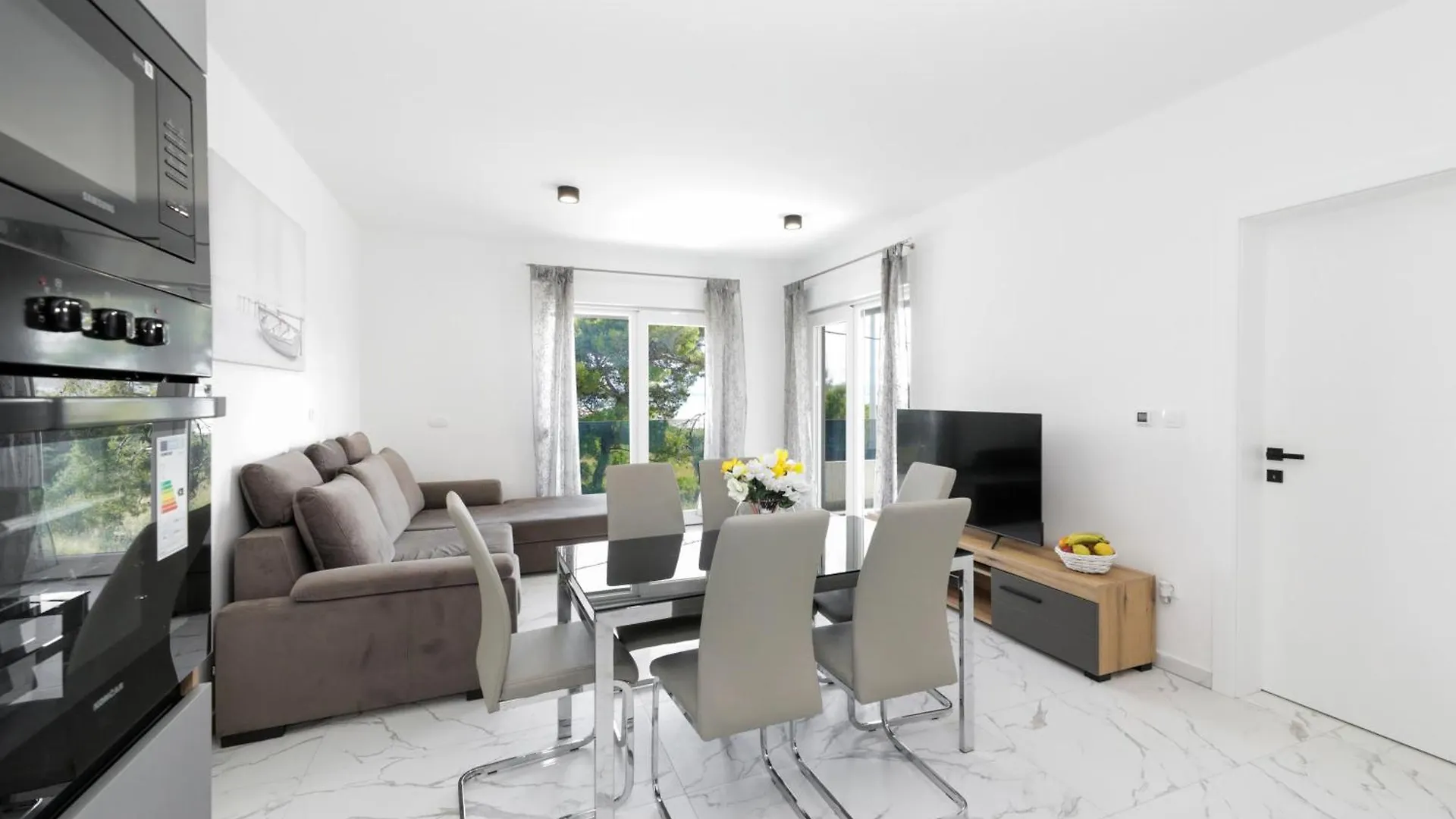 Mirjam Apartman Kastela Apartment